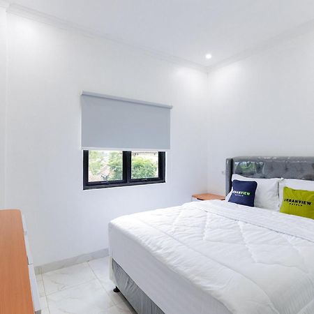 Urbanview Hotel Amira Syariah Bogor Pamoyanan Dış mekan fotoğraf